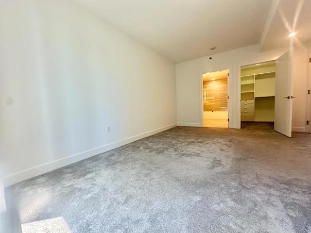 318 Main Street, San Francisco CA: https://media.crmls.org/mediaz/02506e18-246d-4aec-9b4e-22c02febd9aa.jpg