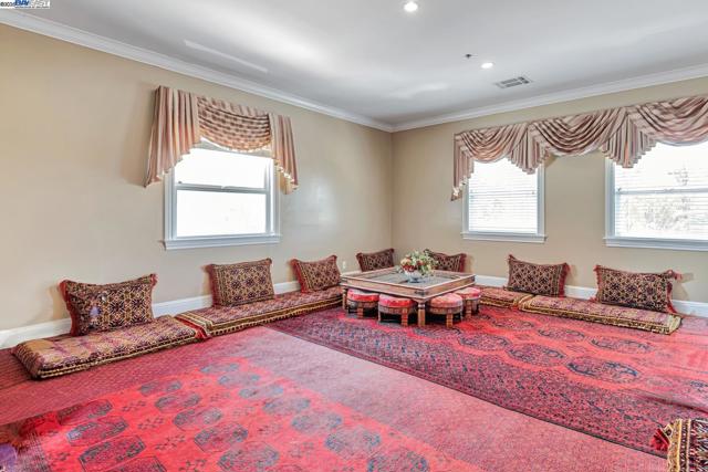 190 Pickering Ave, Fremont CA: https://media.crmls.org/mediaz/02510ea7-2b8a-49e4-ae7c-e46d46b78e96.jpg
