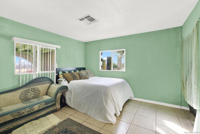 30100 Valley Center Rd., Valley Center CA: https://media.crmls.org/mediaz/0251771f-d5ef-4a8a-9f6e-84202cec95bc.jpg
