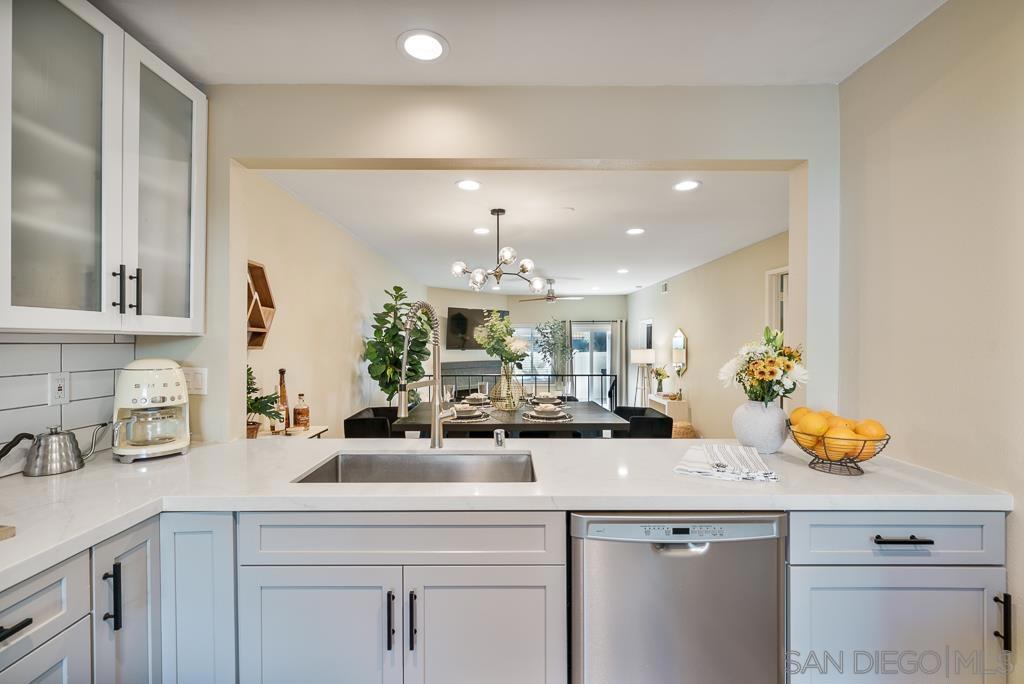 3121 Evening Way