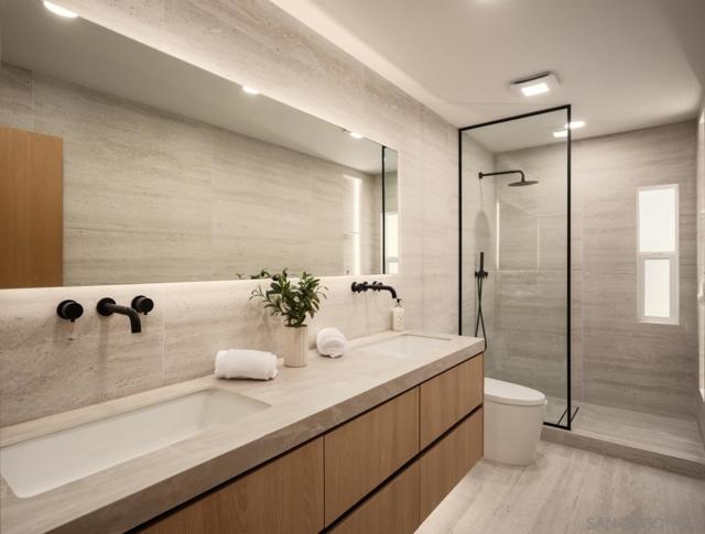 2163 Caminito Circulo Norte, La Jolla CA: https://media.crmls.org/mediaz/02546438-601c-419a-b585-b6cf42dd095e.jpg