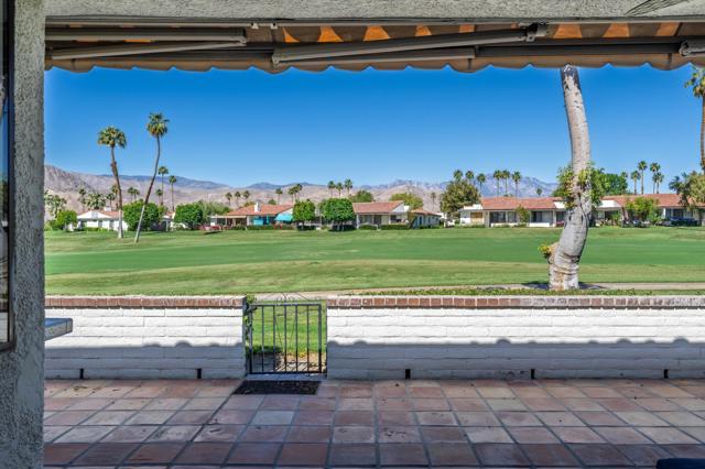 25 Juan Carlos Drive, Rancho Mirage CA: https://media.crmls.org/mediaz/02554ffc-98be-469c-8baf-30085eddd938.jpg