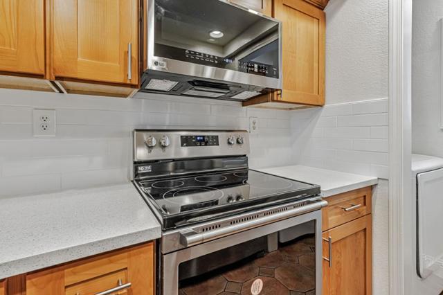 1087 Summerain Court, San Jose CA: https://media.crmls.org/mediaz/0255b6f5-37dd-46e8-88af-d42b14d9f99e.jpg