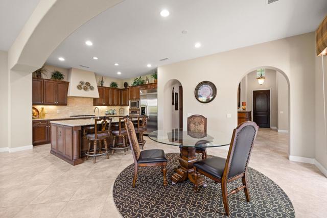 81840 Contento Street, La Quinta CA: https://media.crmls.org/mediaz/02568041-0d8b-42ce-84ab-f627c5d52db1.jpg