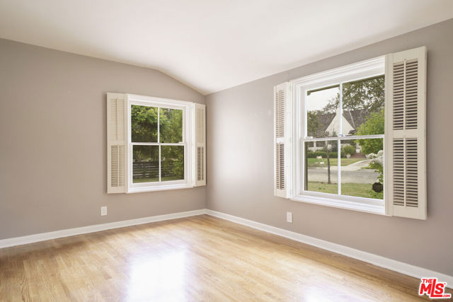 520 Winthrop Road, San Marino CA: https://media.crmls.org/mediaz/025694ac-a7f6-400d-b19b-ed13310eb09f.jpg