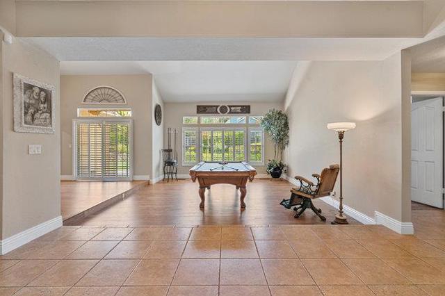 120 Tierra Del Sol, Hollister CA: https://media.crmls.org/mediaz/0257cbd0-751d-48f1-8145-7582afcb5e3d.jpg