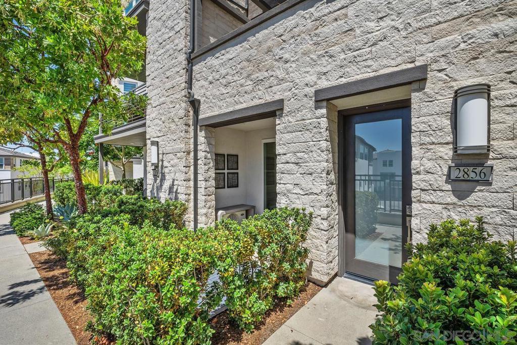 2856 Avella Circle - photo 2