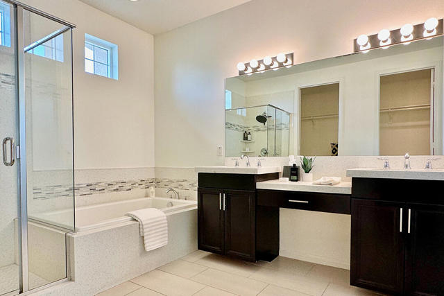 1247 Oro, Palm Springs CA: https://media.crmls.org/mediaz/0257e145-c283-4d5c-a047-ea9780c40b13.jpg