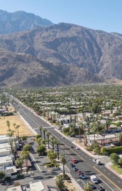 Detail Gallery Image 6 of 8 For 1455 S Calle De Maria, Palm Springs,  CA 92264 - 4 Beds | 4 Baths