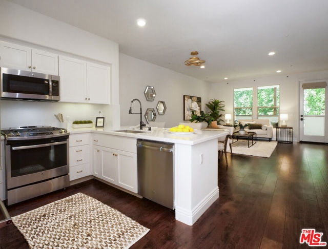 28220 Highridge Road, Rolling Hills Estates, California 90274, 2 Bedrooms Bedrooms, ,2 BathroomsBathrooms,Residential,For Sale,Highridge,25603575