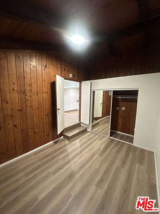 14682 Cobalt Street, Sylmar CA: https://media.crmls.org/mediaz/02582356-2216-4335-8e67-5ca24c657a17.jpg