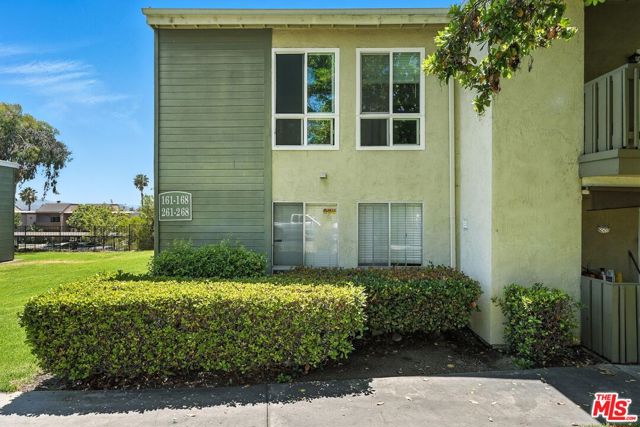830 W Lincoln Avenue, Escondido CA: https://media.crmls.org/mediaz/02599824-13eb-47da-9e5c-7b0aa2a3098e.jpg