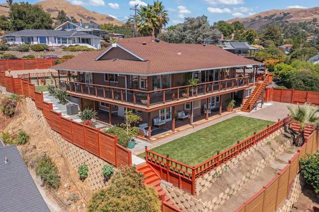 11264 Chula Vista Avenue, San Jose CA: https://media.crmls.org/mediaz/025a4451-3a7d-4b7a-aac3-a1b9506e582c.jpg