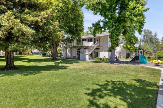 10892 Northfield Square, Cupertino CA: https://media.crmls.org/mediaz/025aee7d-3fc5-4607-b154-2f401e6c5004.jpg