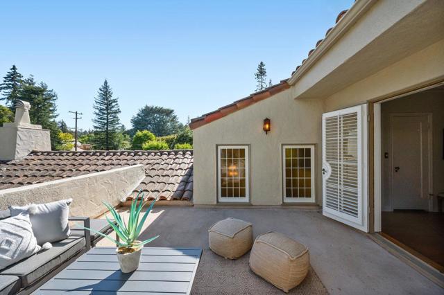 706 Edgewood Road, San Mateo CA: https://media.crmls.org/mediaz/025b168a-f706-4ceb-be9a-7f03b76726d4.jpg
