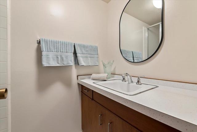 16310 Oakhurst Drive, Monte Sereno CA: https://media.crmls.org/mediaz/025b43bb-4ac0-448f-8b6a-eb1d73552387.jpg