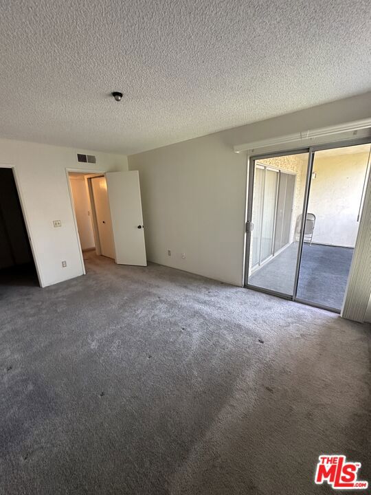 8316 Raintree Circle, Culver City CA: https://media.crmls.org/mediaz/025b8577-3575-49c5-b200-751d88de4a30.jpg
