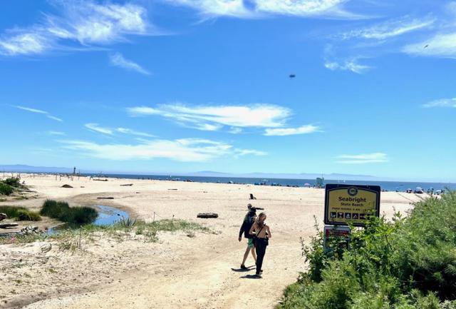 1122 Seabright Avenue, Santa Cruz CA: https://media.crmls.org/mediaz/025bb115-e7a9-4479-b49a-97c76b03fdf2.jpg