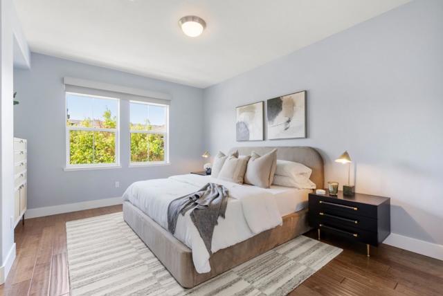 428 Derby Avenue, San Mateo CA: https://media.crmls.org/mediaz/025c6c3a-9f3d-414f-b78f-490258473b4b.jpg