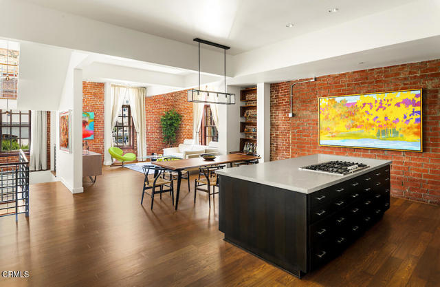940 E 2nd Street, Los Angeles CA: https://media.crmls.org/mediaz/025d500e-08bc-4459-b70f-1670d60ba749.jpg