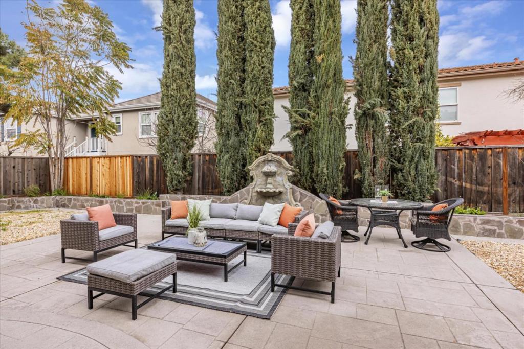 025D702E 54F4 4Ce8 98F9 1D6435Dcb21E 1139 Deer Creek Court, Pleasanton, Ca 94566 &Lt;Span Style='BackgroundColor:transparent;Padding:0Px;'&Gt; &Lt;Small&Gt; &Lt;I&Gt; &Lt;/I&Gt; &Lt;/Small&Gt;&Lt;/Span&Gt;