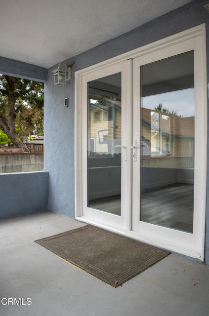 5244 Hub Street, Highland Park CA: https://media.crmls.org/mediaz/025e6d3a-b6d8-498a-9c9c-bfa35071db19.jpg
