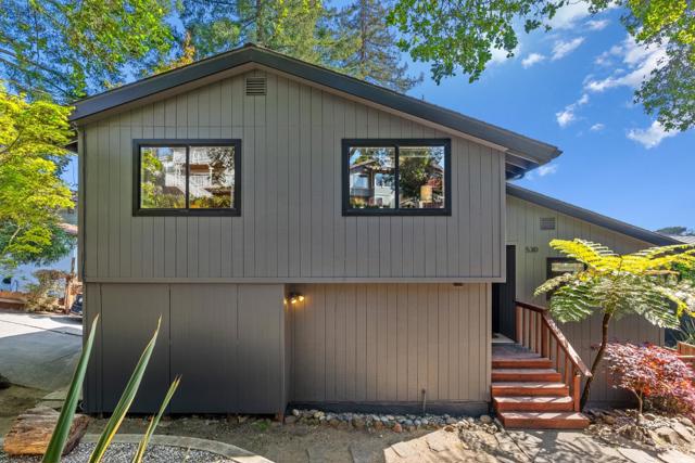 530 Santa Marguarita Drive, Aptos CA: https://media.crmls.org/mediaz/025eaa6a-bfed-4290-9e44-c13af9a168a3.jpg