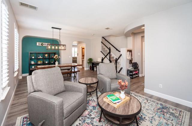 3417 River Shoal Avenue, Sacramento CA: https://media.crmls.org/mediaz/025ec4e3-032e-48a1-a8ce-70147ab90791.jpg