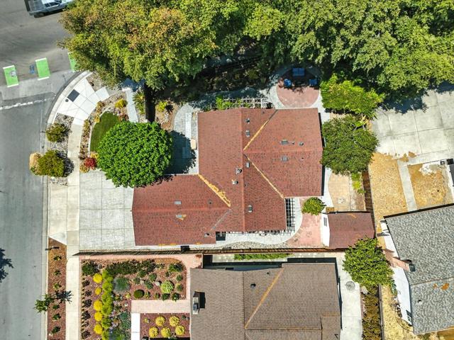 1641 Rue Avati, San Jose CA: https://media.crmls.org/mediaz/025f8a07-3a8b-471e-adb7-15ee3fe1f0b8.jpg