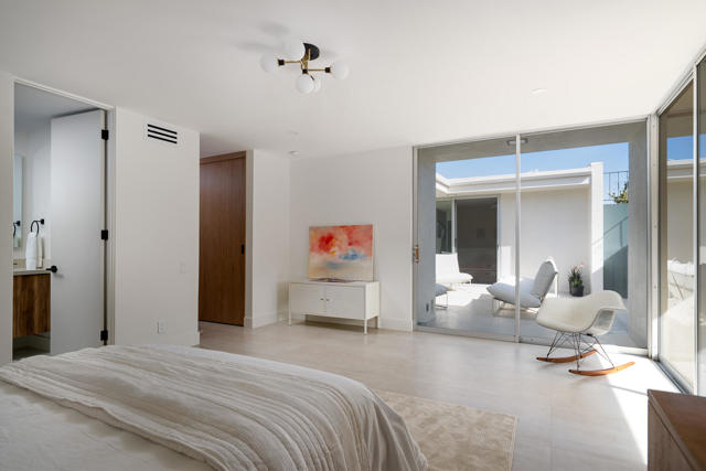 399 Desert Lakes Drive, Palm Springs CA: https://media.crmls.org/mediaz/025fa51a-ada9-459c-b614-b3cbb4fc47eb.jpg