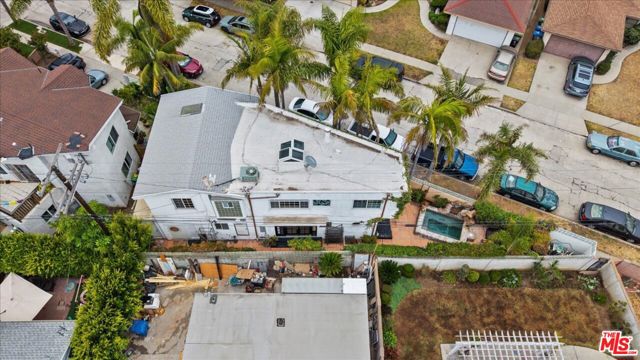 12440 Walsh Avenue, Los Angeles CA: https://media.crmls.org/mediaz/026219a0-8032-4db6-a4b6-977e17d0084f.jpg