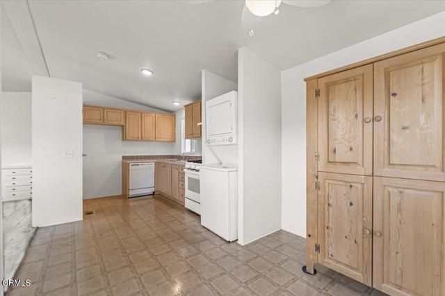 Detail Gallery Image 8 of 21 For 5150 E Los Angeles Ave #96,  Simi Valley,  CA 93063 - 2 Beds | 1 Baths