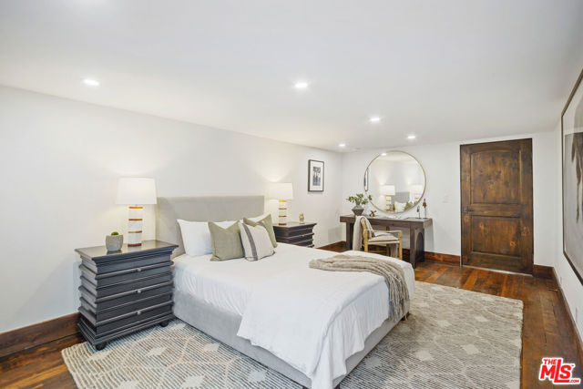 6166 Ramirez Canyon Road, Malibu CA: https://media.crmls.org/mediaz/0262ec63-092a-4b6c-b508-6b3094e503ee.jpg