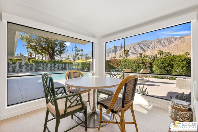 2367 S Yosemite Drive, Palm Springs CA: https://media.crmls.org/mediaz/026312f3-06e1-4256-a6d8-49f043a8dc82.jpg