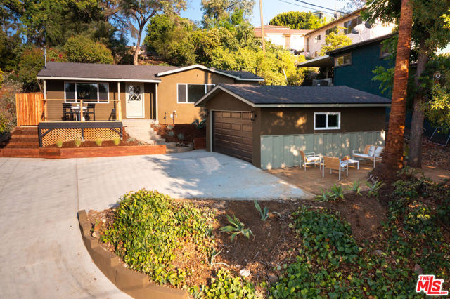 1336 Armadale Avenue, Los Angeles CA: https://media.crmls.org/mediaz/02648375-9c90-4576-8c72-05e0fd82e626.jpg