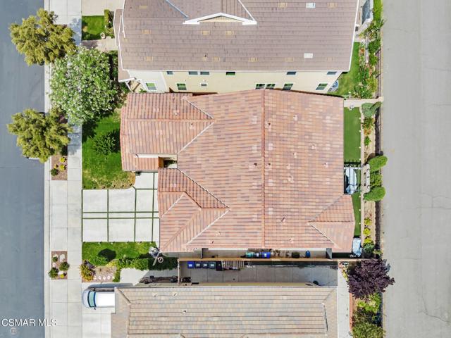 27636 Camellia Drive, Saugus CA: https://media.crmls.org/mediaz/02683586-96be-40b0-8a0d-3d09b6f21493.jpg
