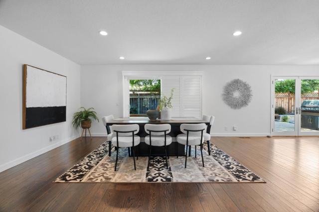 18709 Metler Court, Saratoga CA: https://media.crmls.org/mediaz/02686544-1612-4548-a3b0-be4b9c119308.jpg