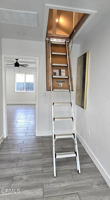 1121 La Puerta Street, Los Angeles CA: https://media.crmls.org/mediaz/0268a0b1-6c99-4369-93be-5a075074a25e.jpg