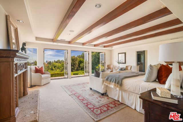 Drew Fenton | 10820 Ambazac Way Los Angeles CA | MLS: 7585443