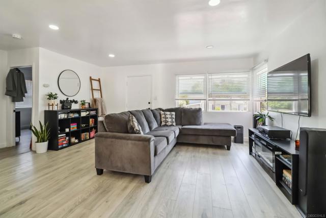 4712 Harbinson Ave., La Mesa CA: https://media.crmls.org/mediaz/026a1915-3a8f-44f0-bb69-8a8254df1d80.jpg