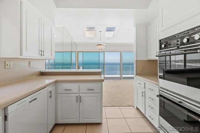 605 Palos Verdes Dr W, Palos Verdes Estates, California 90274, 4 Bedrooms Bedrooms, ,2 BathroomsBathrooms,Residential,Sold,Palos Verdes Dr W,220015650SD