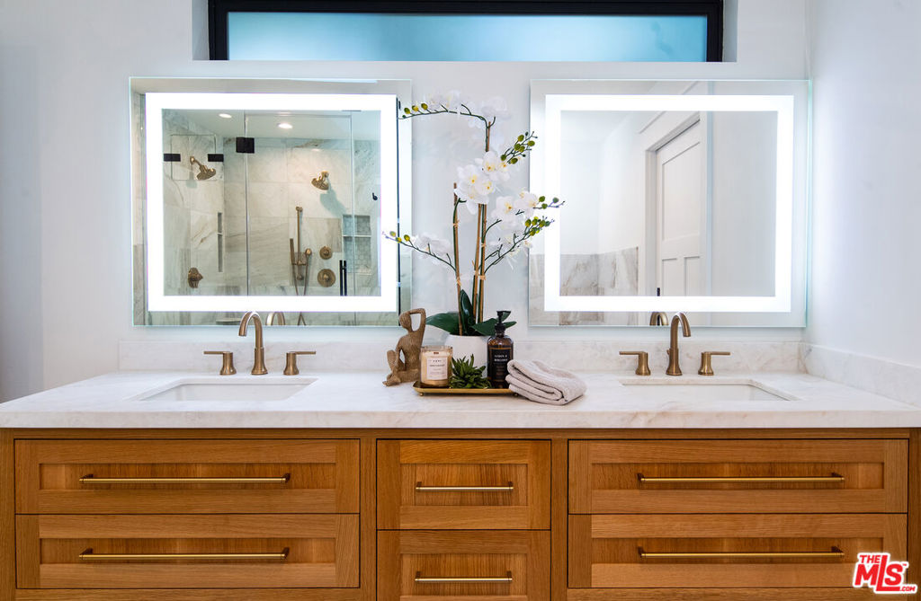 MLS #25608887 image #24