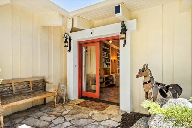 25630 Sunrise Drive, Idyllwild CA: https://media.crmls.org/mediaz/026e8707-786e-4850-bf34-2e7c2b904585.jpg