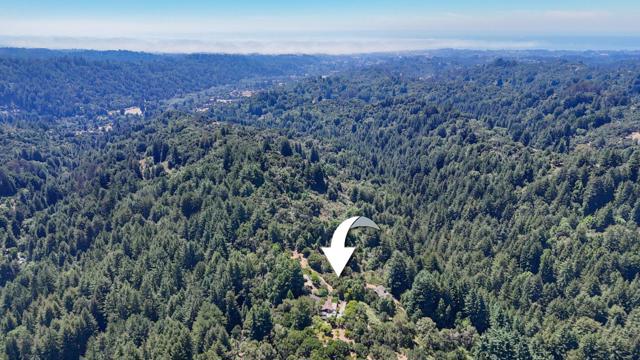 994 Laurel Grove Drive, Soquel CA: https://media.crmls.org/mediaz/0270549a-0c1b-4f92-85d9-311a181923ed.jpg