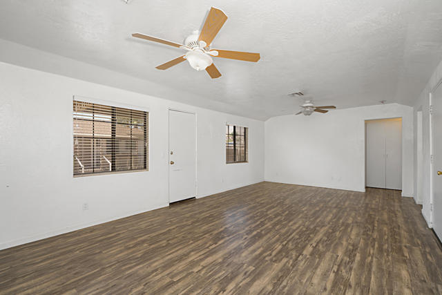73345 Royal Palm Drive, Palm Desert CA: https://media.crmls.org/mediaz/0270d7c6-37f0-4fb4-9820-b1484e934522.jpg
