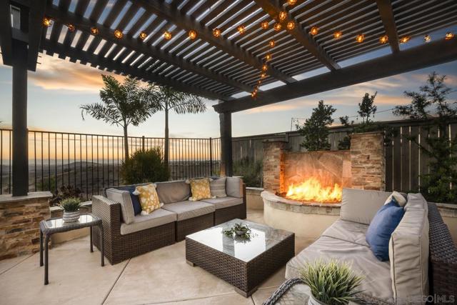9632 Deer Trail Drive, San Diego CA: https://media.crmls.org/mediaz/0270dbcb-8933-4233-b2fc-a2ec6f31eebe.jpg