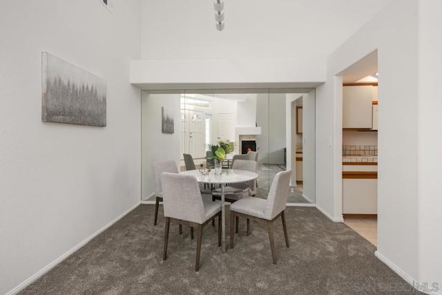 8585 Via Mallorca, La Jolla CA: https://media.crmls.org/mediaz/0270e7db-c097-4b8b-906c-ba3c44b31772.jpg