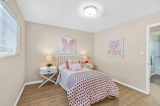 35573 Purcell Pl, Fremont CA: https://media.crmls.org/mediaz/0271938c-8aff-4b56-8e68-1fb9b85c72df.jpg