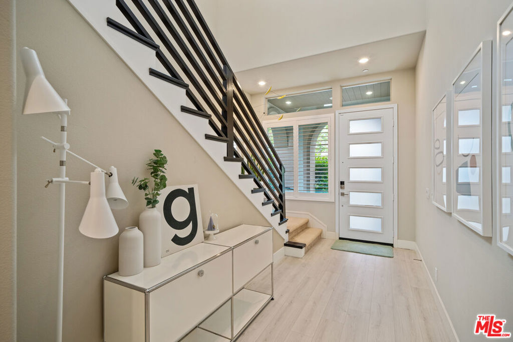 02720efa 1874 4206 905d B55b12c985ee