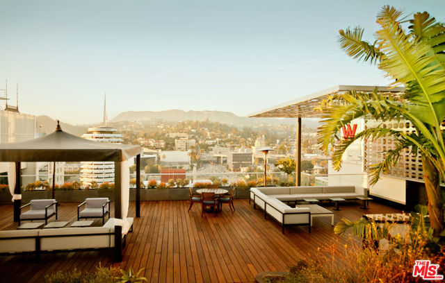 6250 Hollywood Boulevard, Los Angeles CA: https://media.crmls.org/mediaz/02721d22-255d-434d-a487-e46bd8bf0728.jpg